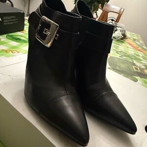 Black Pointed-Toe Women's Ankle Boots with Buckle